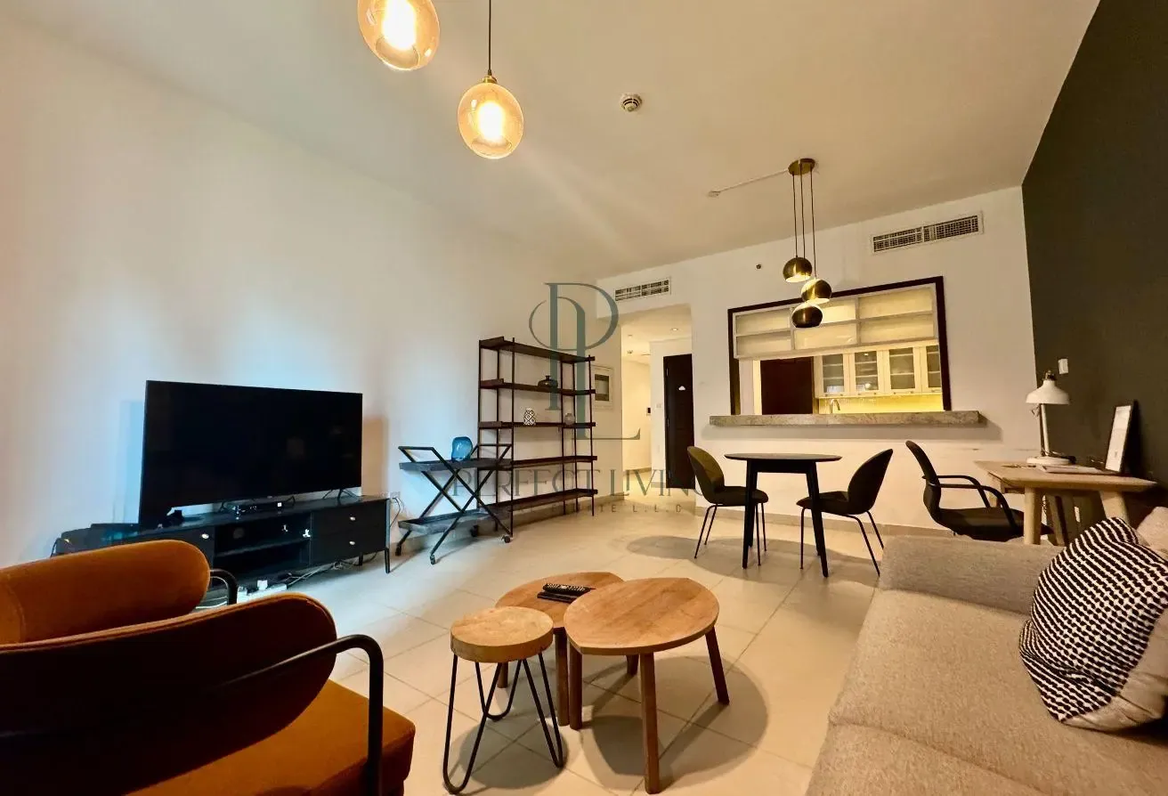 Downtown Living | Fully Furnished | Prime Location