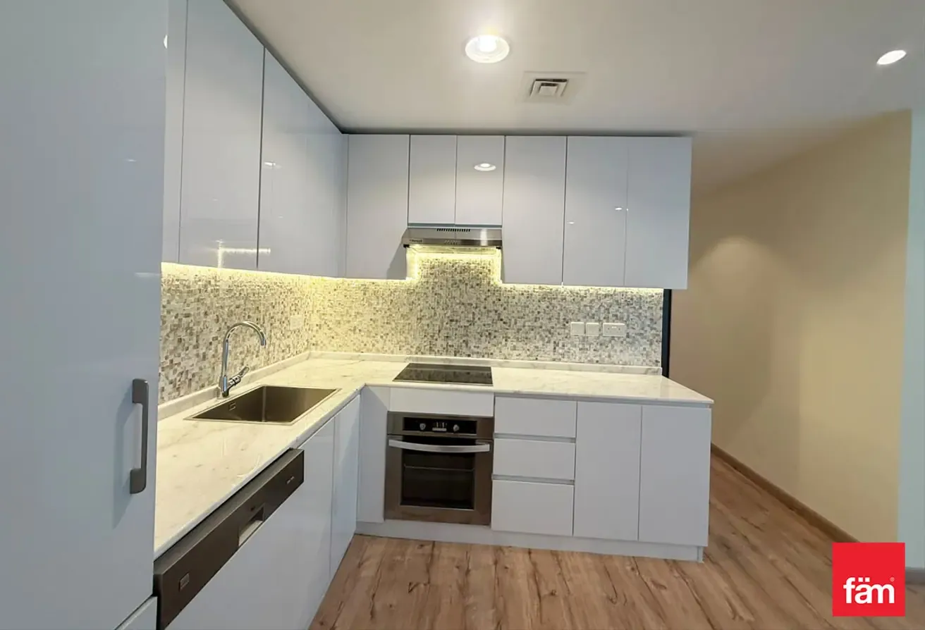 Unfurnished | Partial Burj View | Prime Location