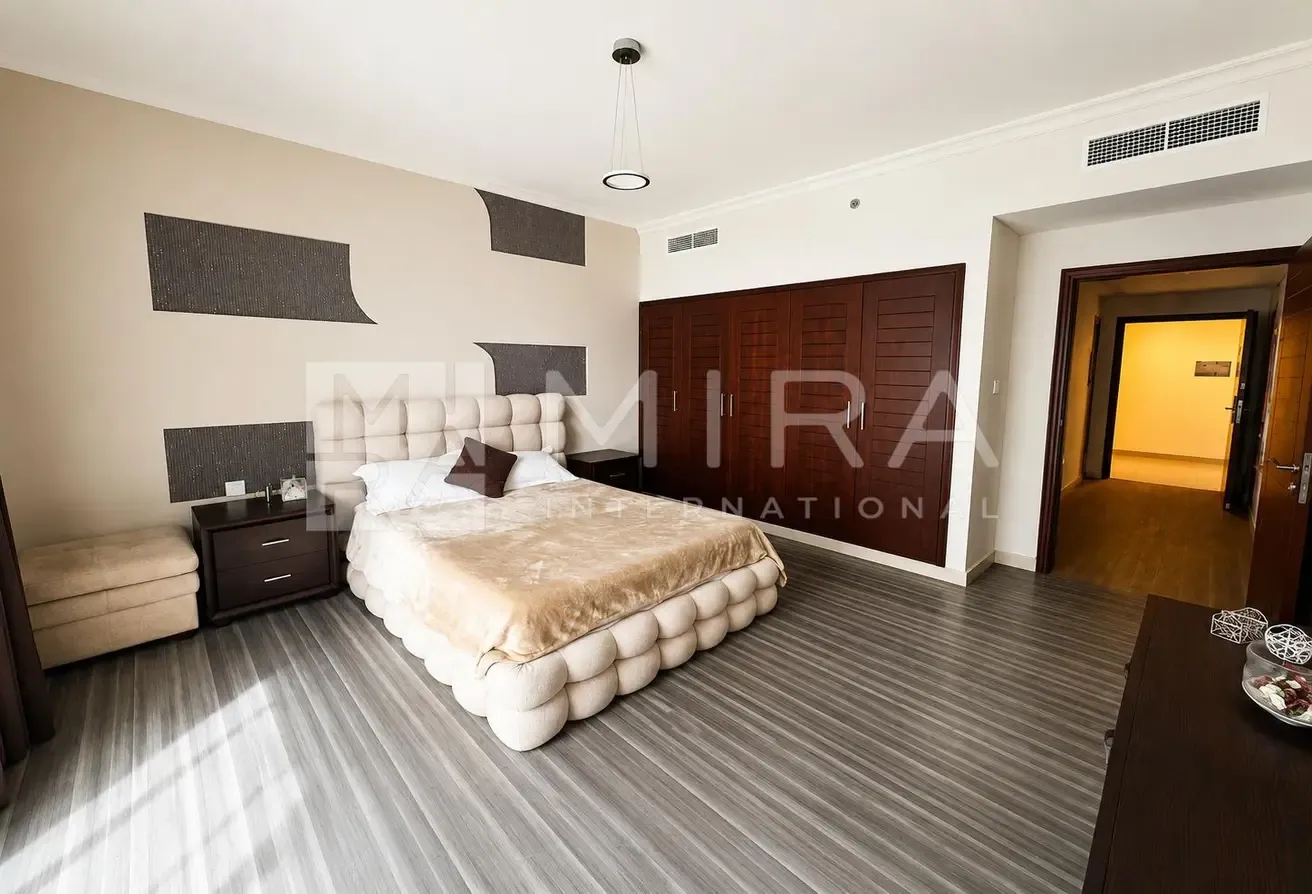Spacious Living | Burj View | Vacant