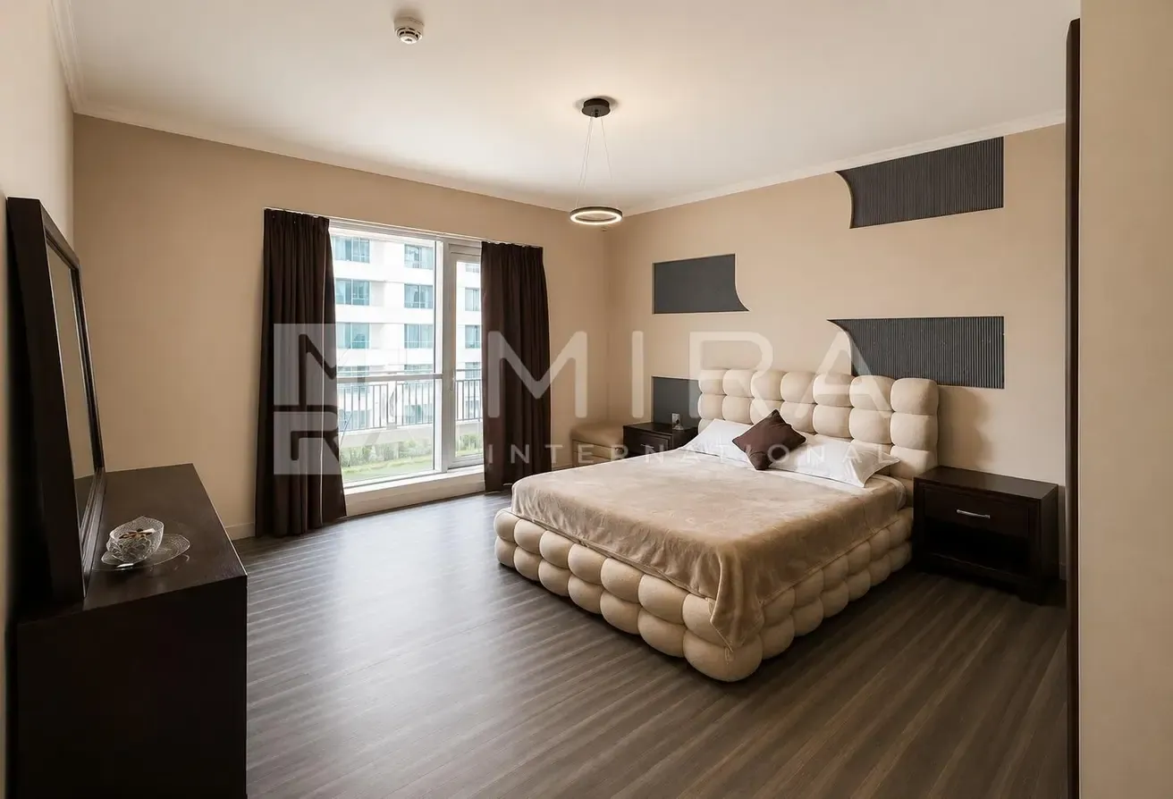 Spacious Living | Burj View | Vacant