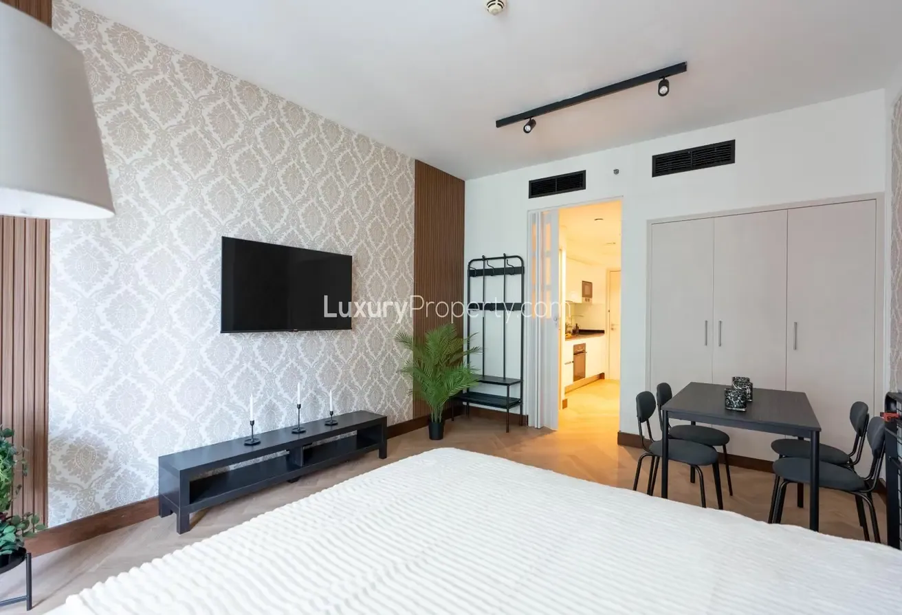 Spacious | Brand New | Fully Upgraded Studio