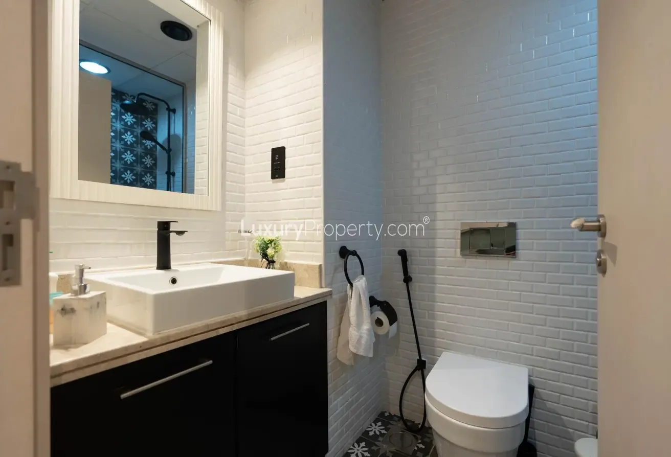 Spacious | Brand New | Fully Upgraded Studio