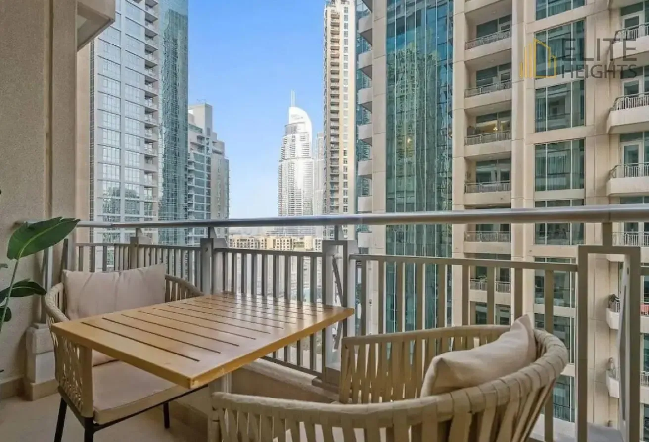 Upgraded 1 BR Apartment with Water Views