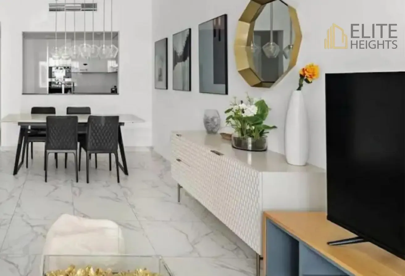 Upgraded 1 BR Apartment with Water Views