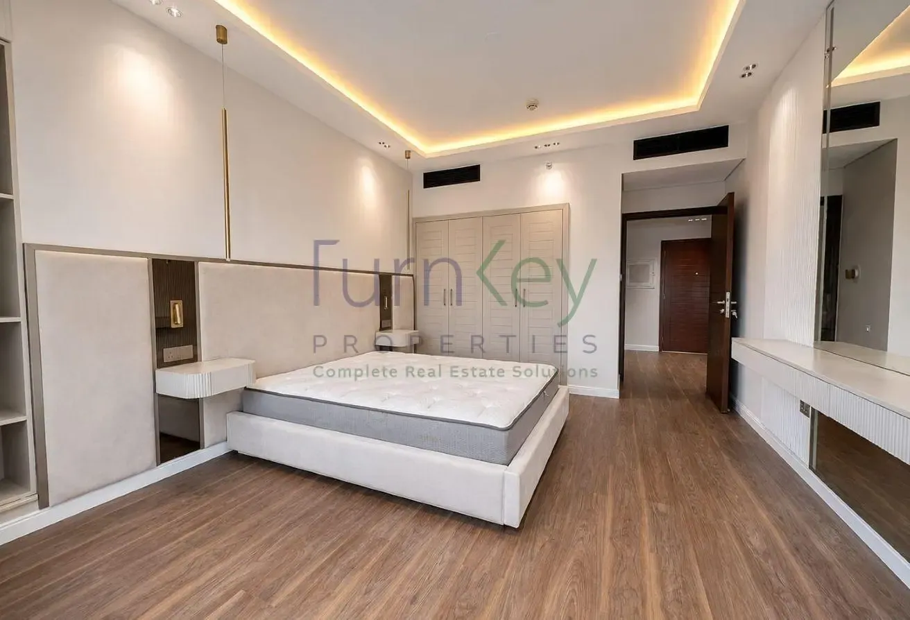 Elegant Furnished 1BR | Fully Upgraded | Ac Free