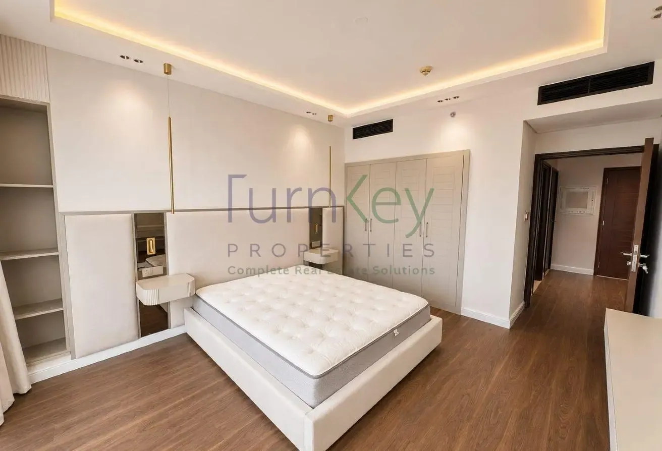 Elegant Furnished 1BR | Fully Upgraded | Ac Free