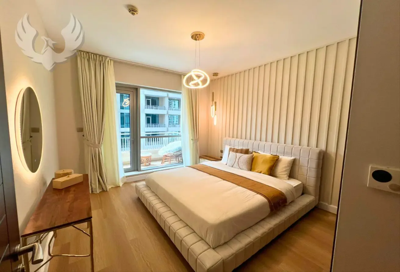 Upgraded 1BR | Burj Khalifa View | Chiller Free
