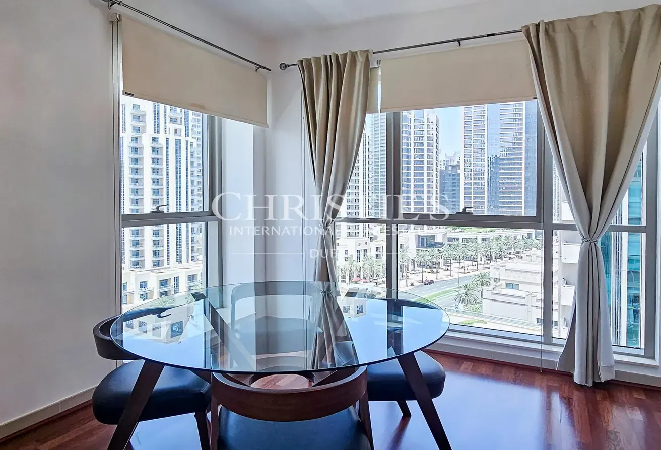 Large 1 BR in BLVD CENTRAL I Furnished I 6 cheques