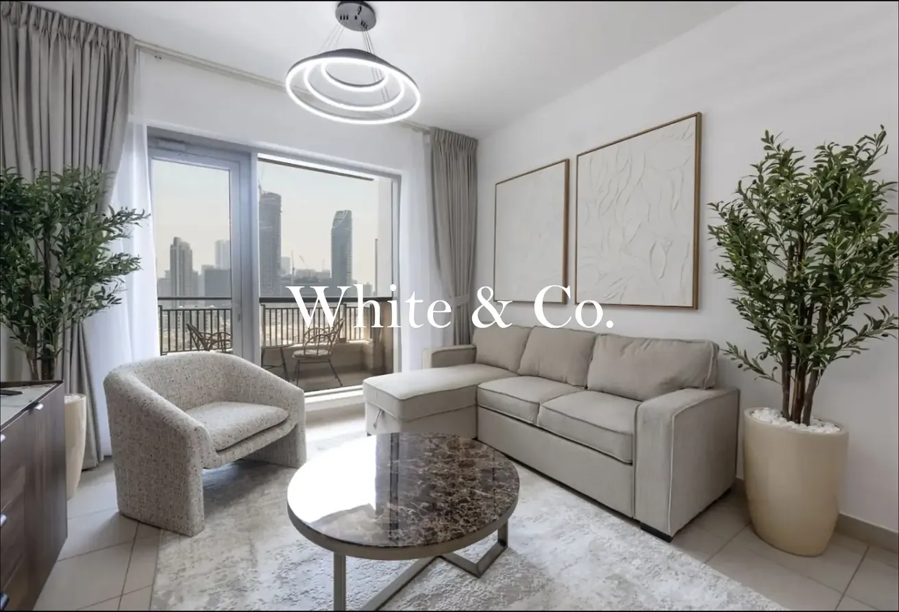 CORNER UNIT | UPGRADED | BOULEVARD VIEW