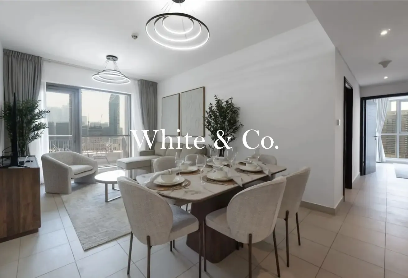 CORNER UNIT | UPGRADED | BOULEVARD VIEW