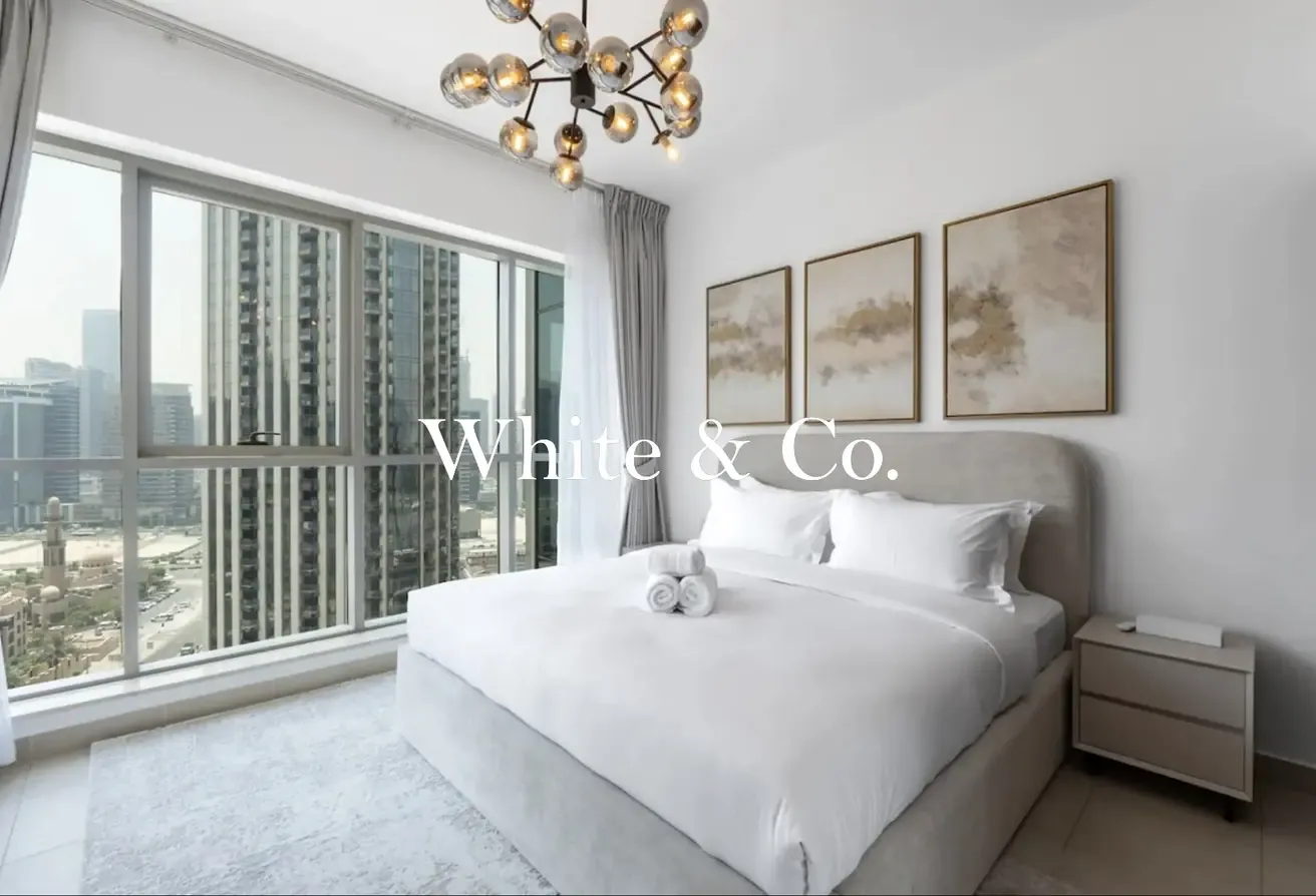 CORNER UNIT | UPGRADED | BOULEVARD VIEW
