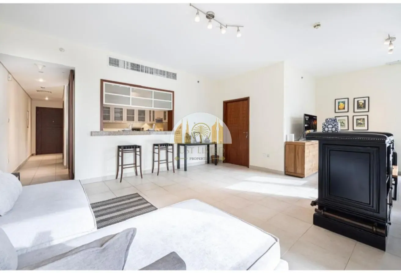 Fully Furnished | Low Floor | Huge Space
