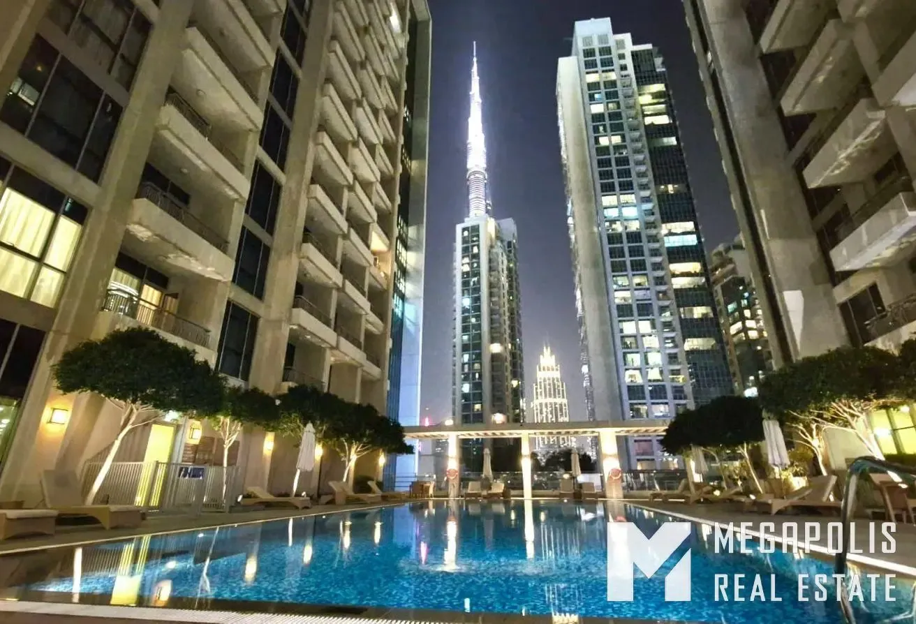 Luxury 2BR | Burj Khalifa View | Vacant Now