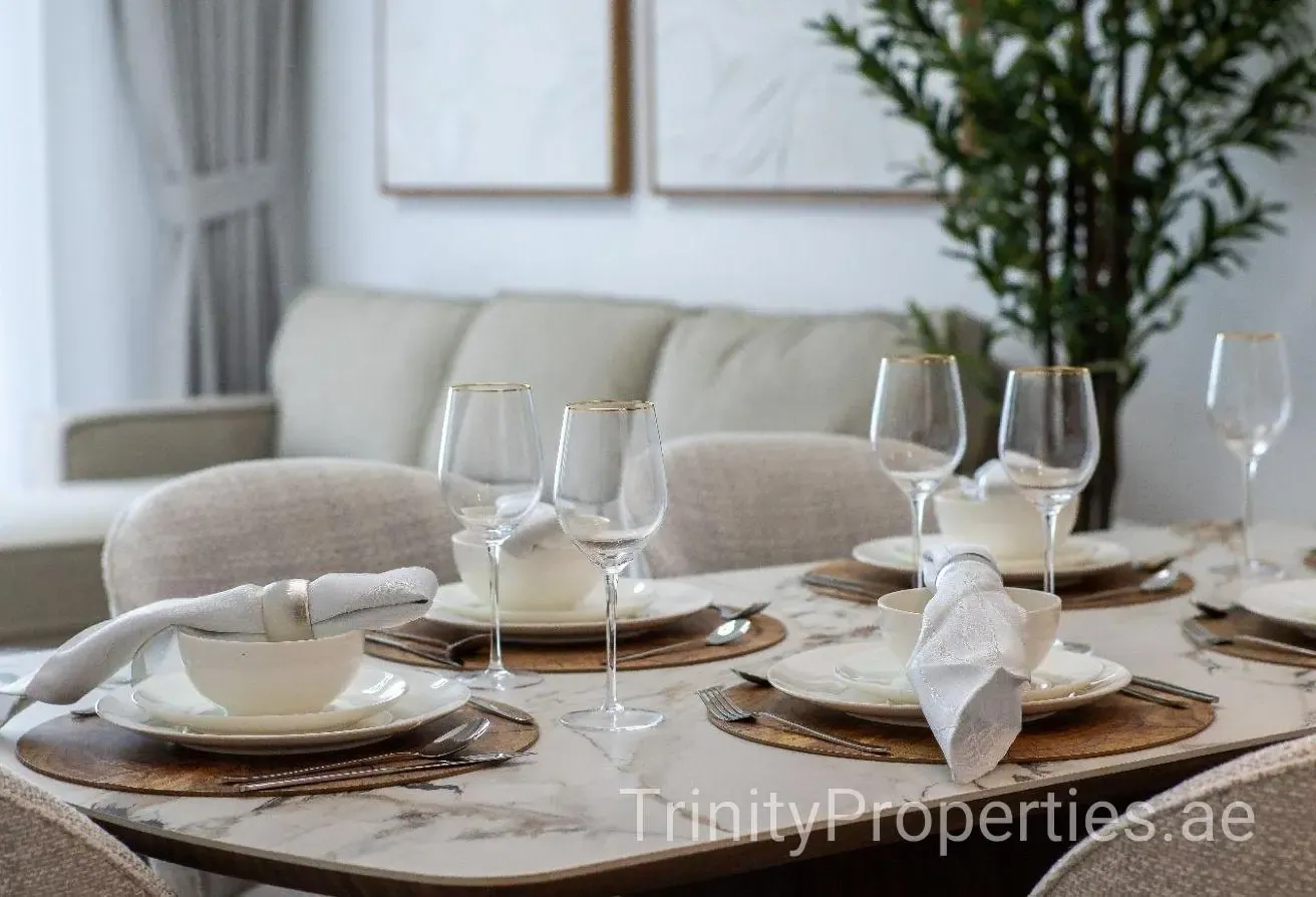 Boulrvard & Fountain Views | Spacious Layout