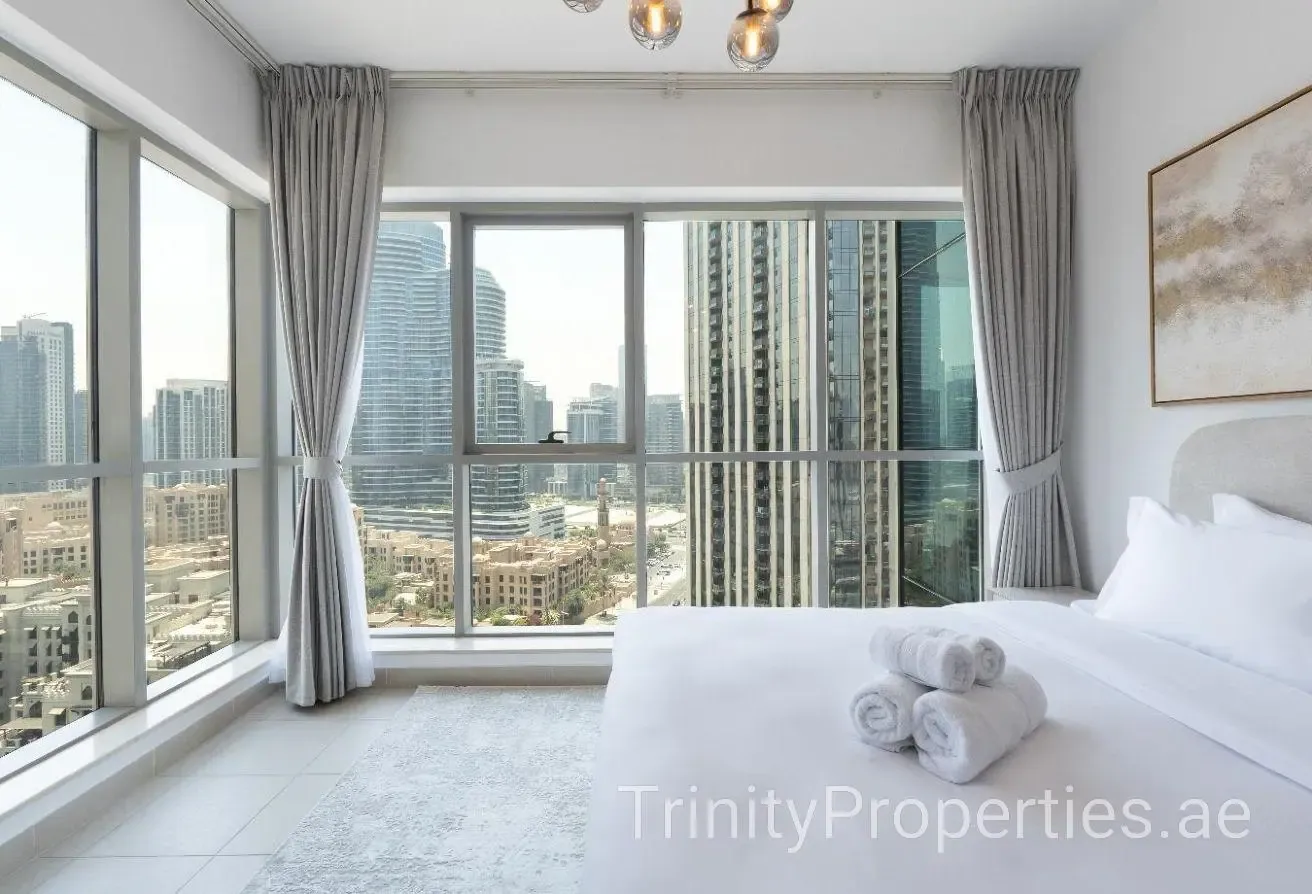 Boulrvard & Fountain Views | Spacious Layout
