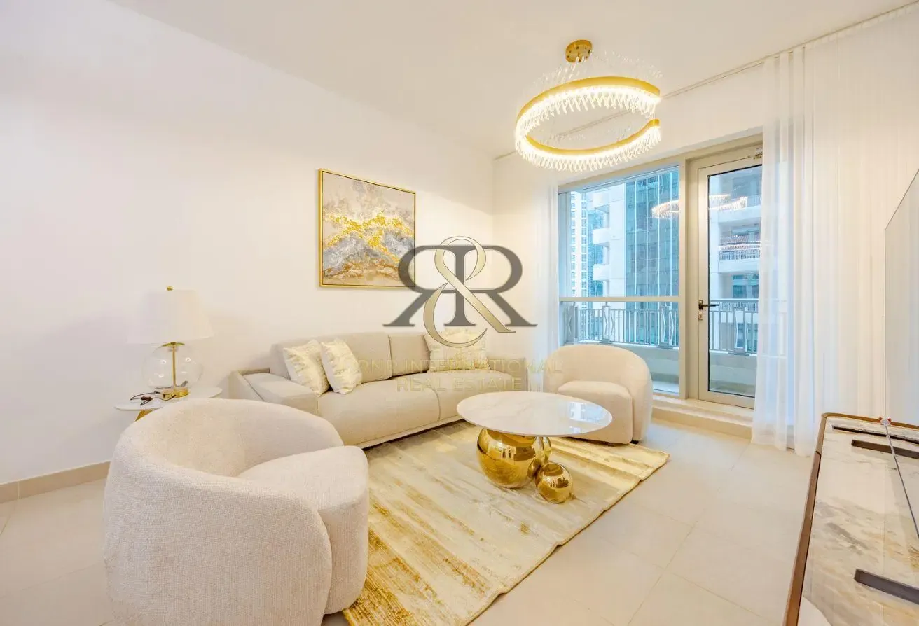 Modern 1BR | Fully Furnished | Pool View