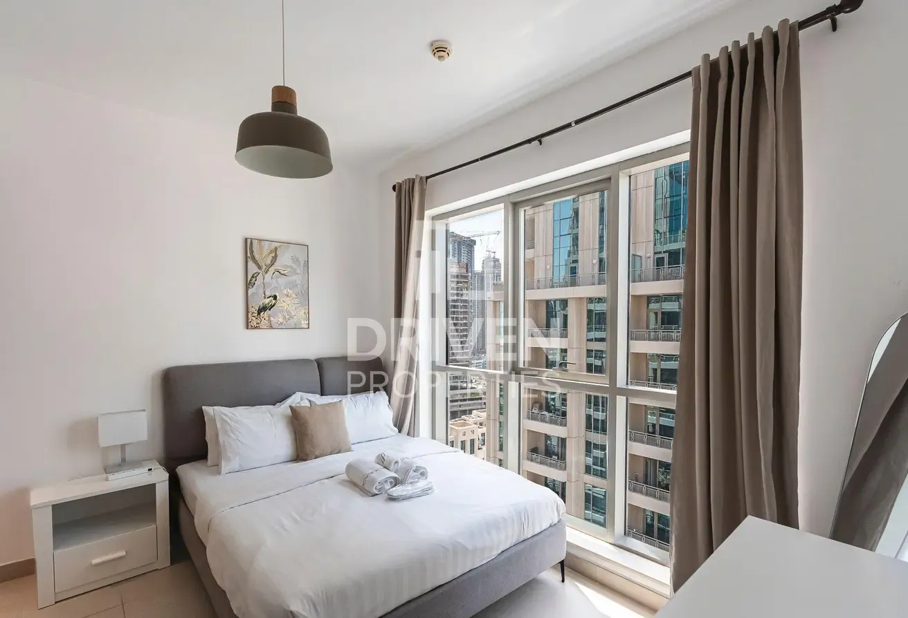 Prime Location | Fully Furnished | Mid Floor