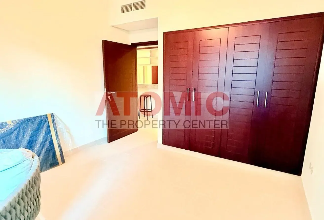 1BR Apt |Burj & Pool View | Blvd central 1
