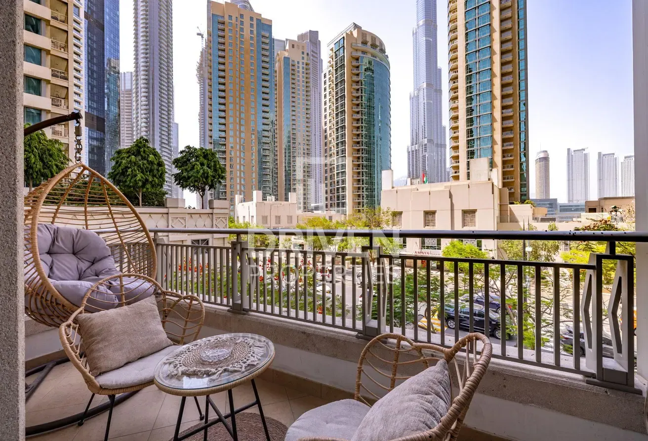 Fully Furnished | Burj View | High Ceilings