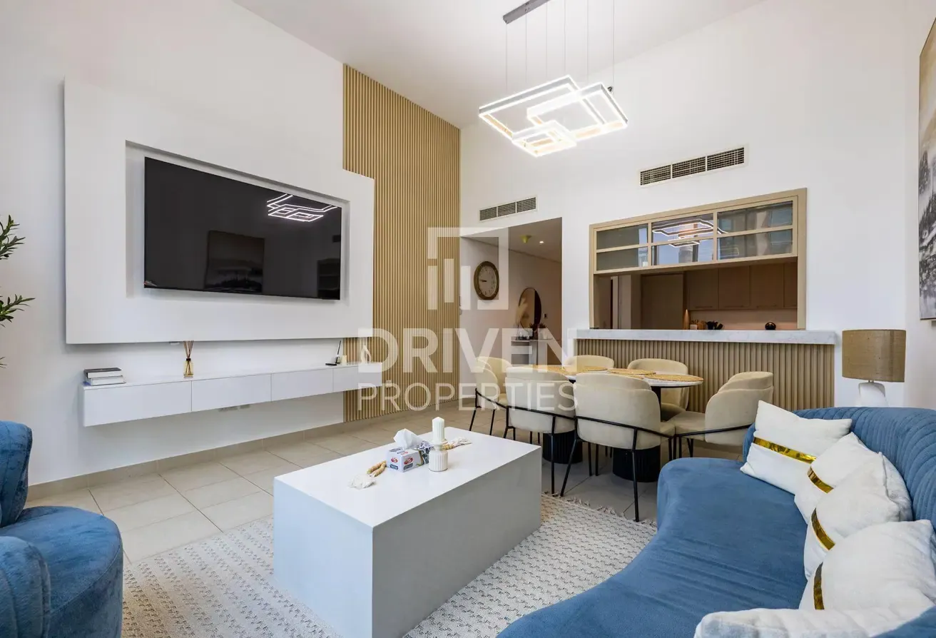 Fully Furnished | Burj View | High Ceilings