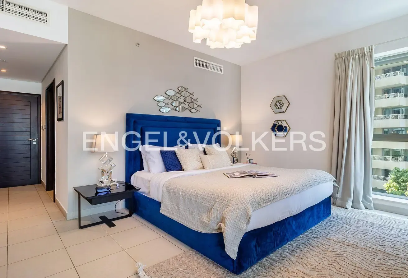 Burj Khalifa View | Premium | Fully Furnished