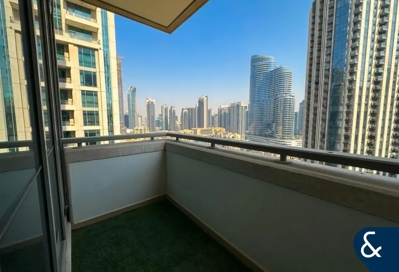 Upgraded | Vacant Now | Prime Location