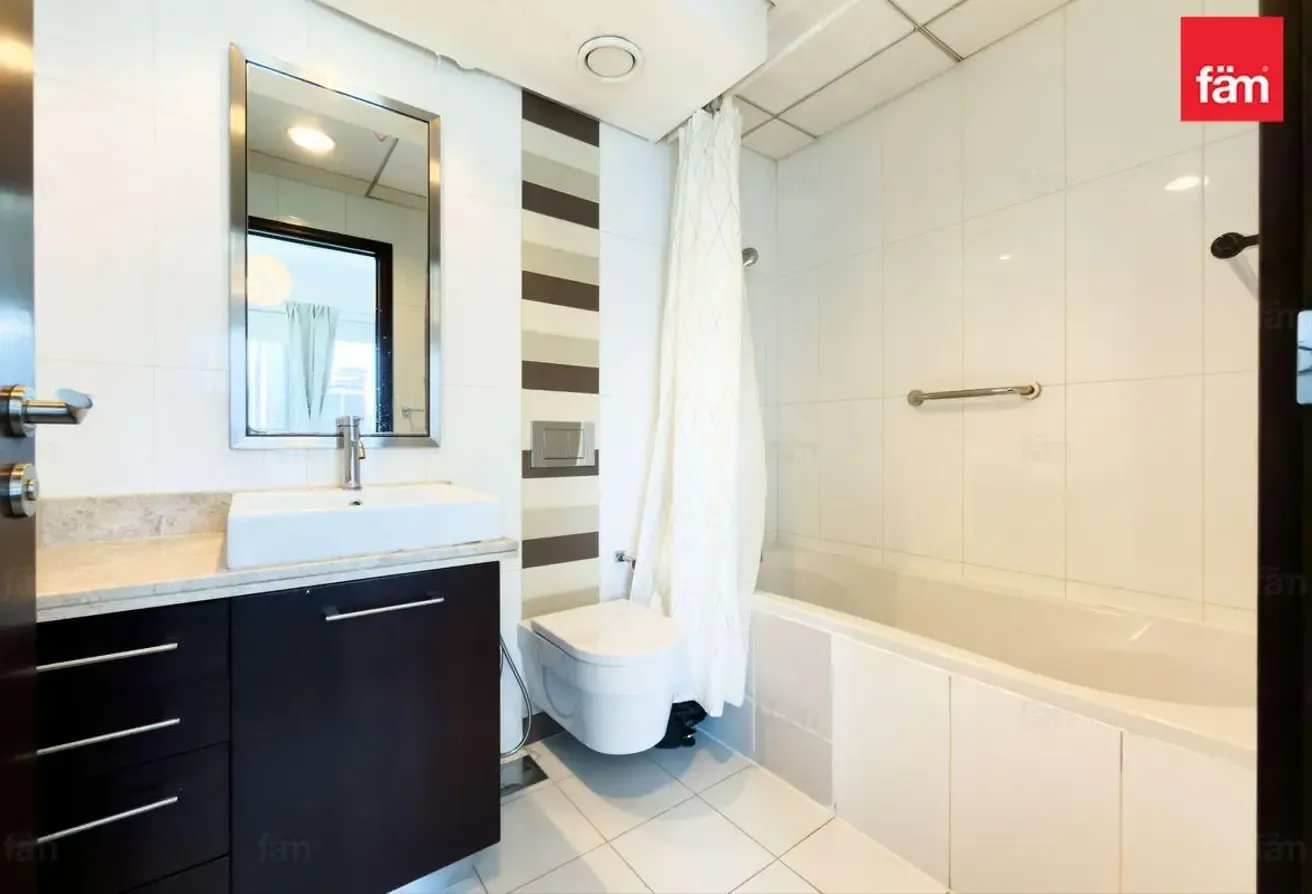 Fully Furnished | Vacant | Spacious | 4 Cheques