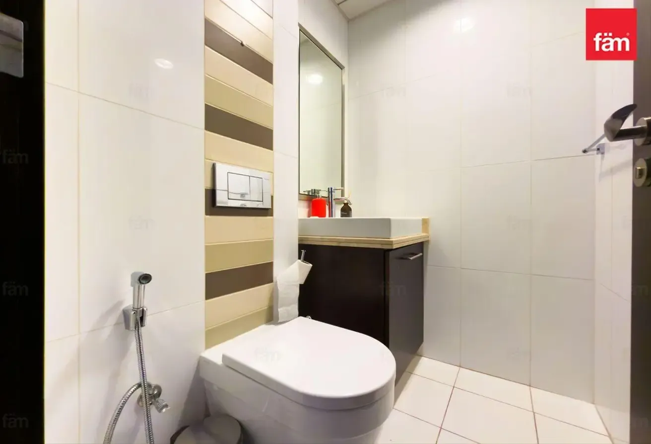 Fully Furnished | Vacant | Spacious | 4 Cheques