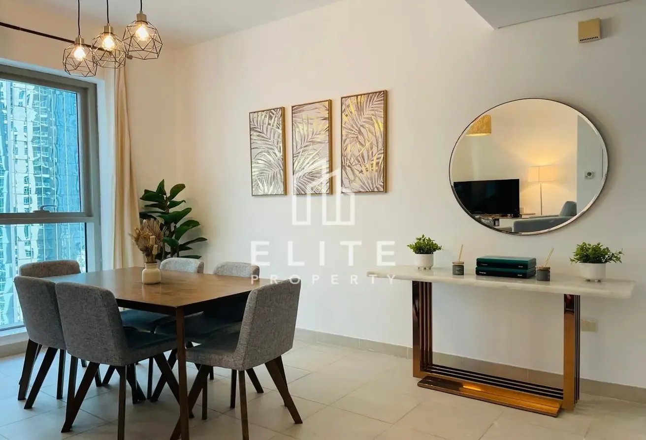 Vacant | Furnished | Bright Unit