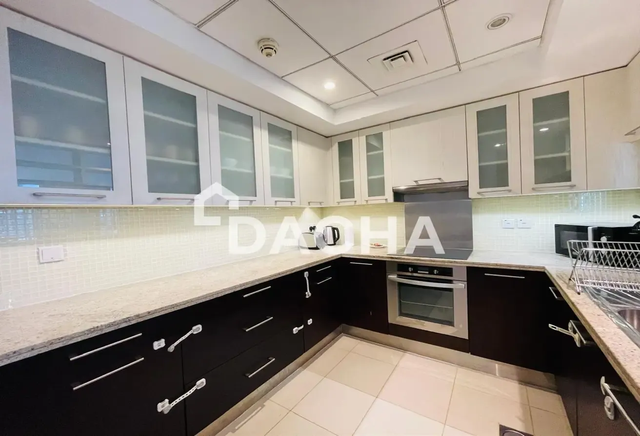 Fully Furnished | Burj Khalifa View | Spacious