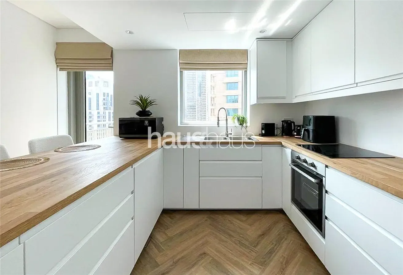 Fully Renovated | Full Burj View | Luxury