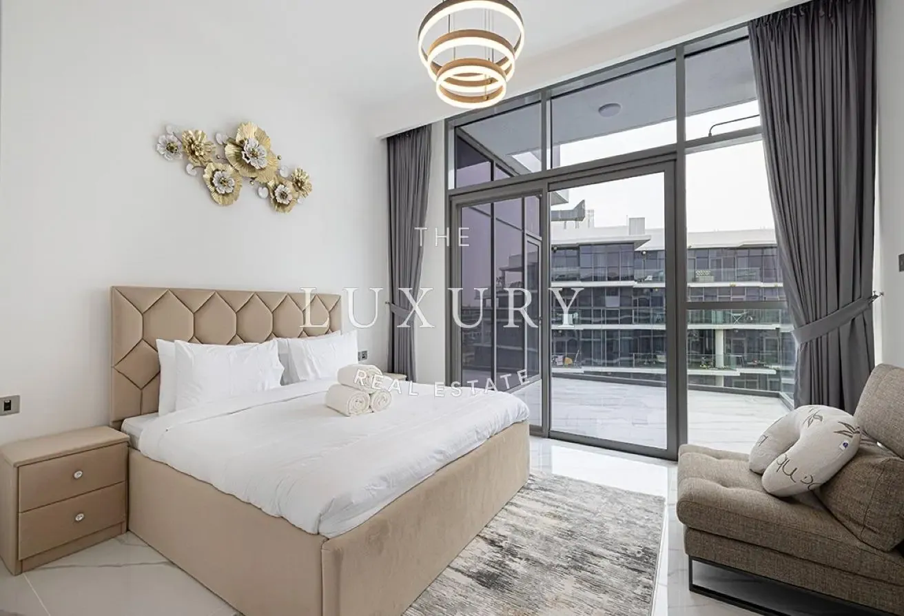 Fully Furnished | Golf View | Spacious Layout