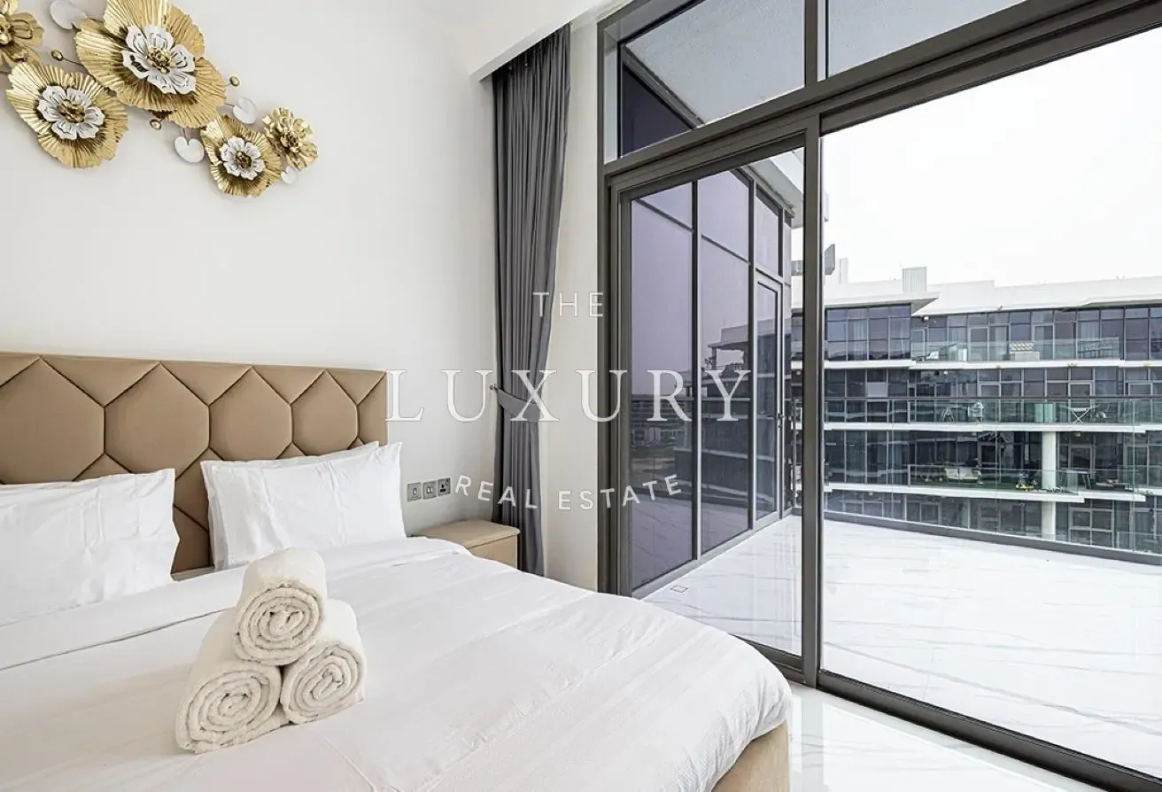 Fully Furnished | Golf View | Spacious Layout