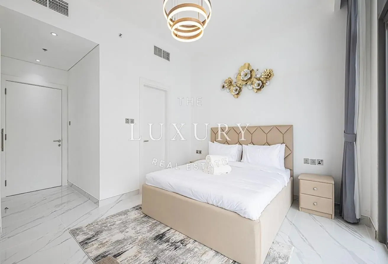 Fully Furnished | Golf View | Spacious Layout