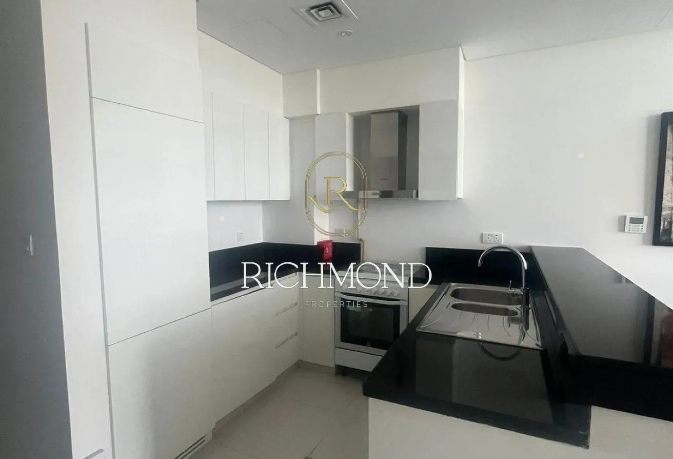 Vacant 30th June | Fully Furnished | Golf Course V