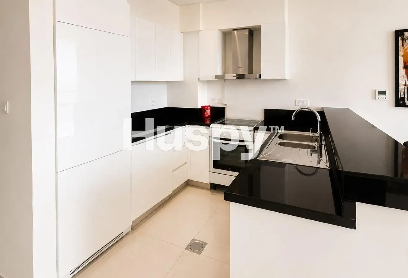 Fully Furnished | Vacant | Golf Course View