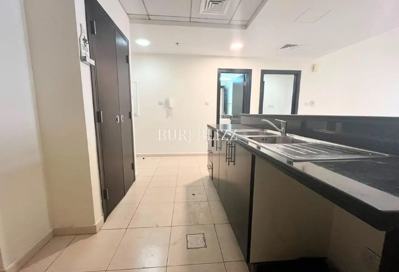 Ideal 1BR Home | Huge Layout | Near to Circle Mall