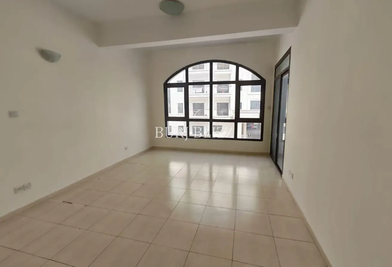 Duplex 2BHK+Study |Generous Layout |Prime Location