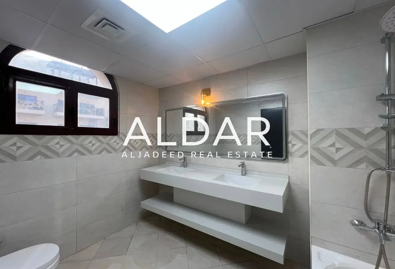 Closed To Mall | Fully Upgraded Unit  | Vacant