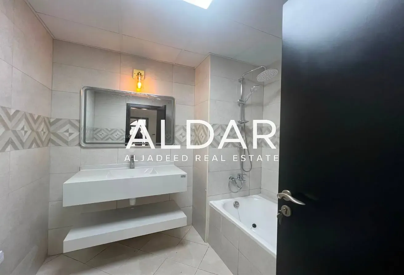 Closed To Mall | Fully Upgraded Unit  | Vacant
