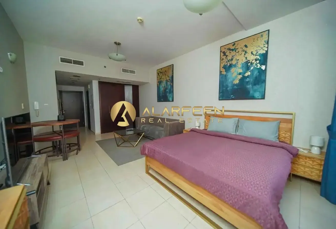 Specious | Pool View | Big Balcony | Prime Locatio