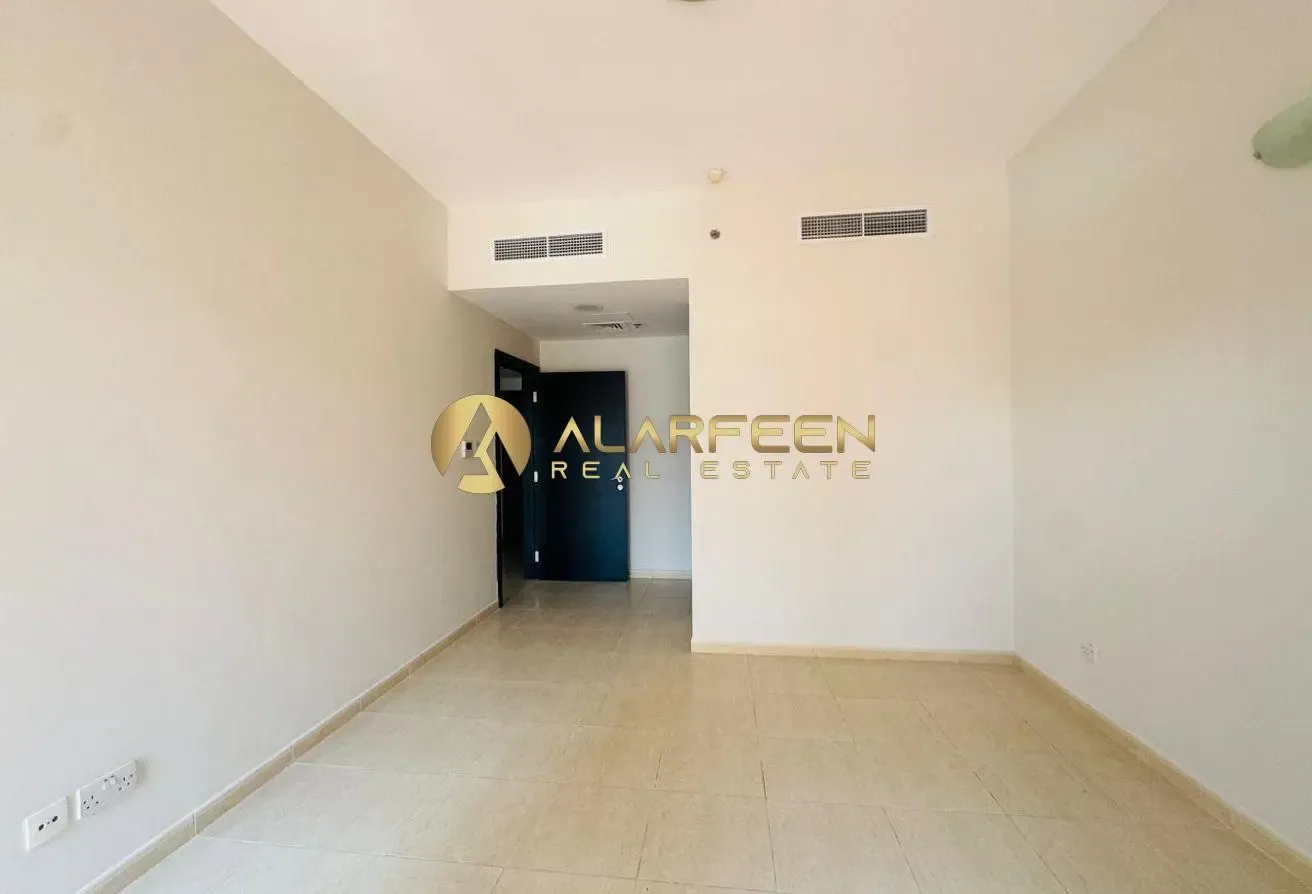 Large Layout | prime Location | Family Community