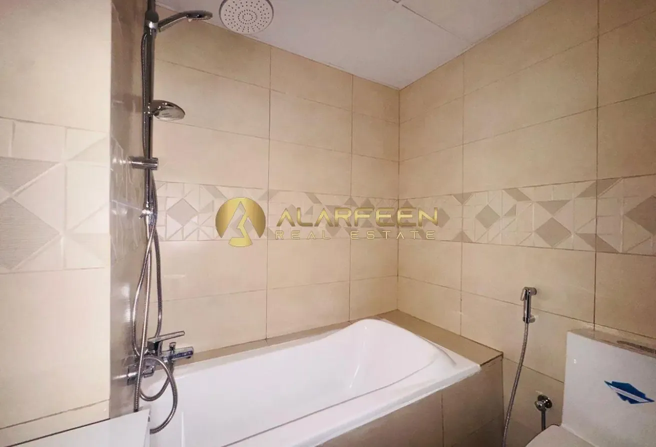 Large Layout | prime Location | Family Community