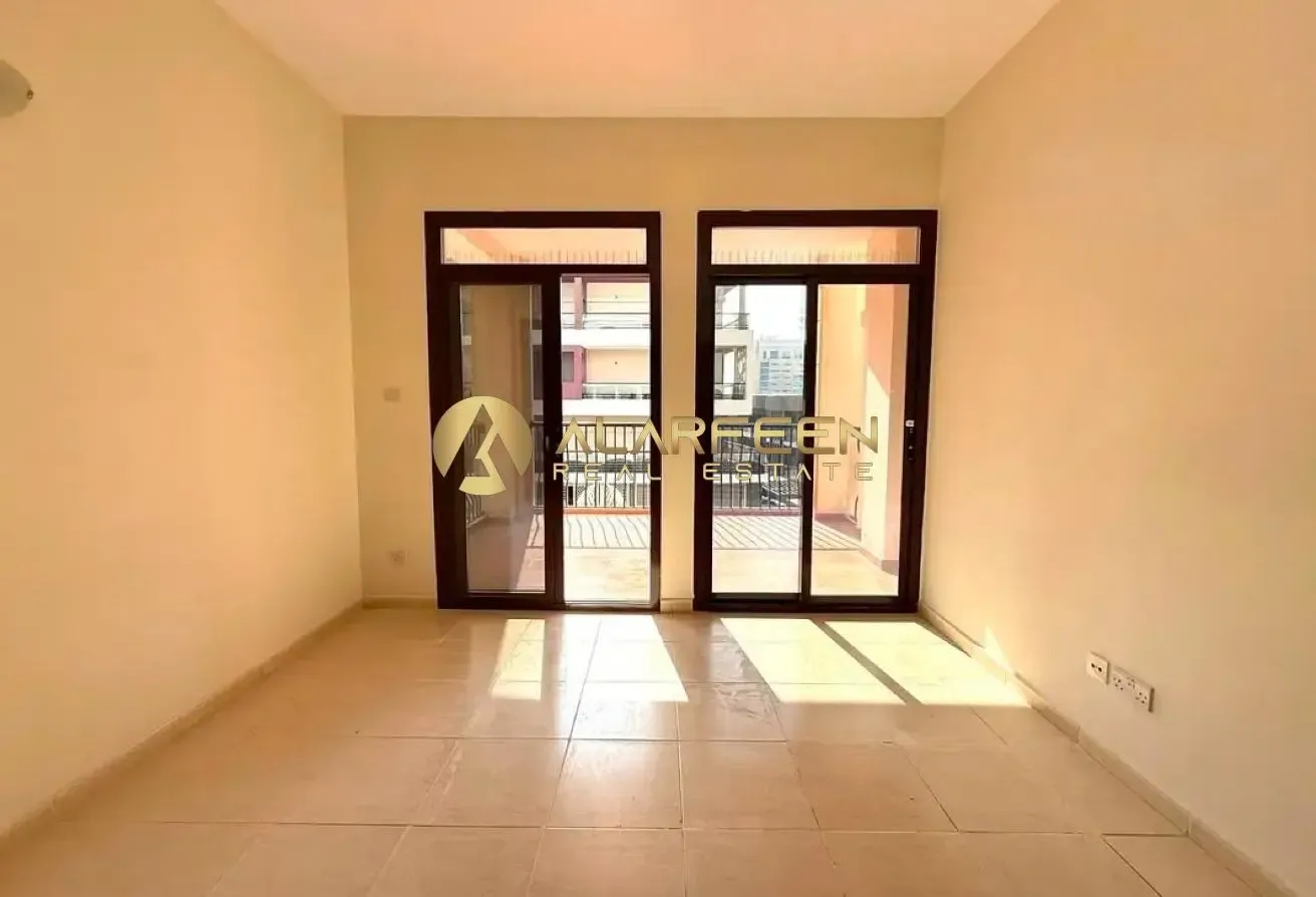 Specious | Prime Location | Gtr Layout