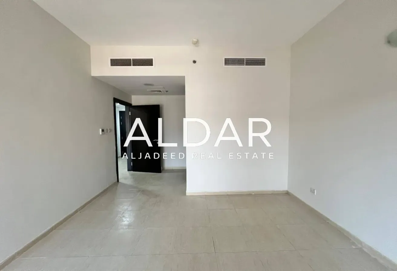 Near To Circle | Perfect For Family | Spacious