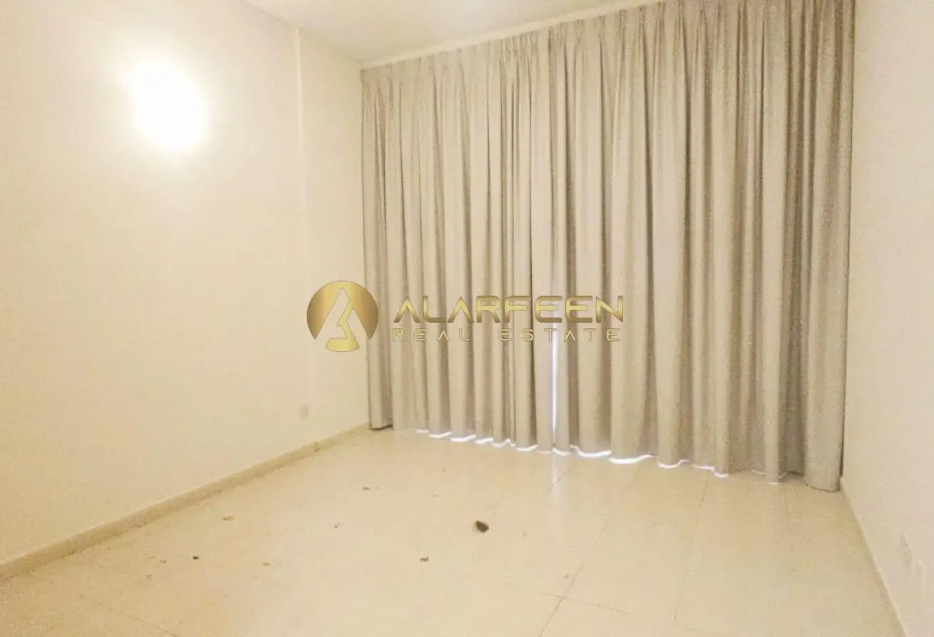 Close to Circle Mall | 1BHK | Laundry Space