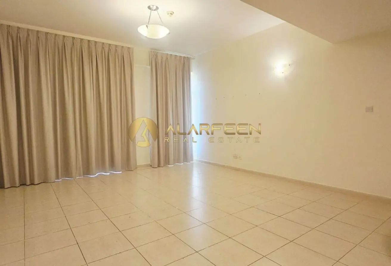 Close to Circle Mall | 1BHK | Laundry Space