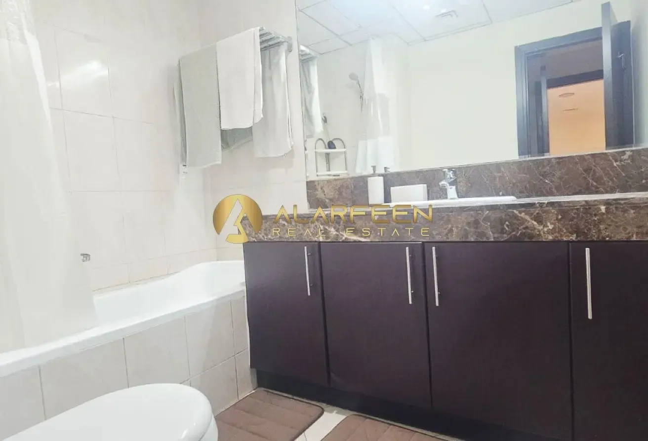 Close to Circle Mall | 1BHK | Laundry Space