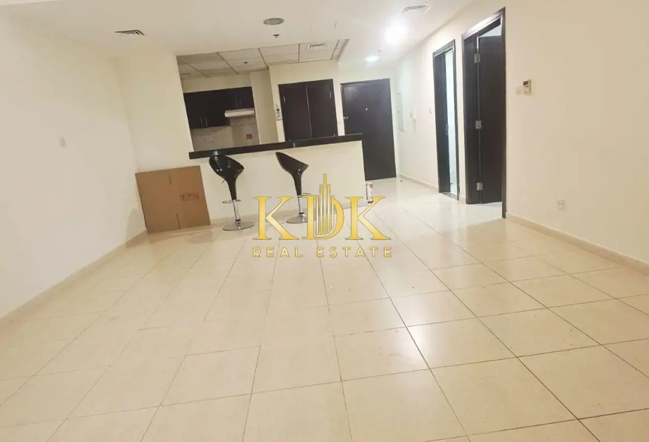 Close to Circle Mall | 1BHK | Laundry Space