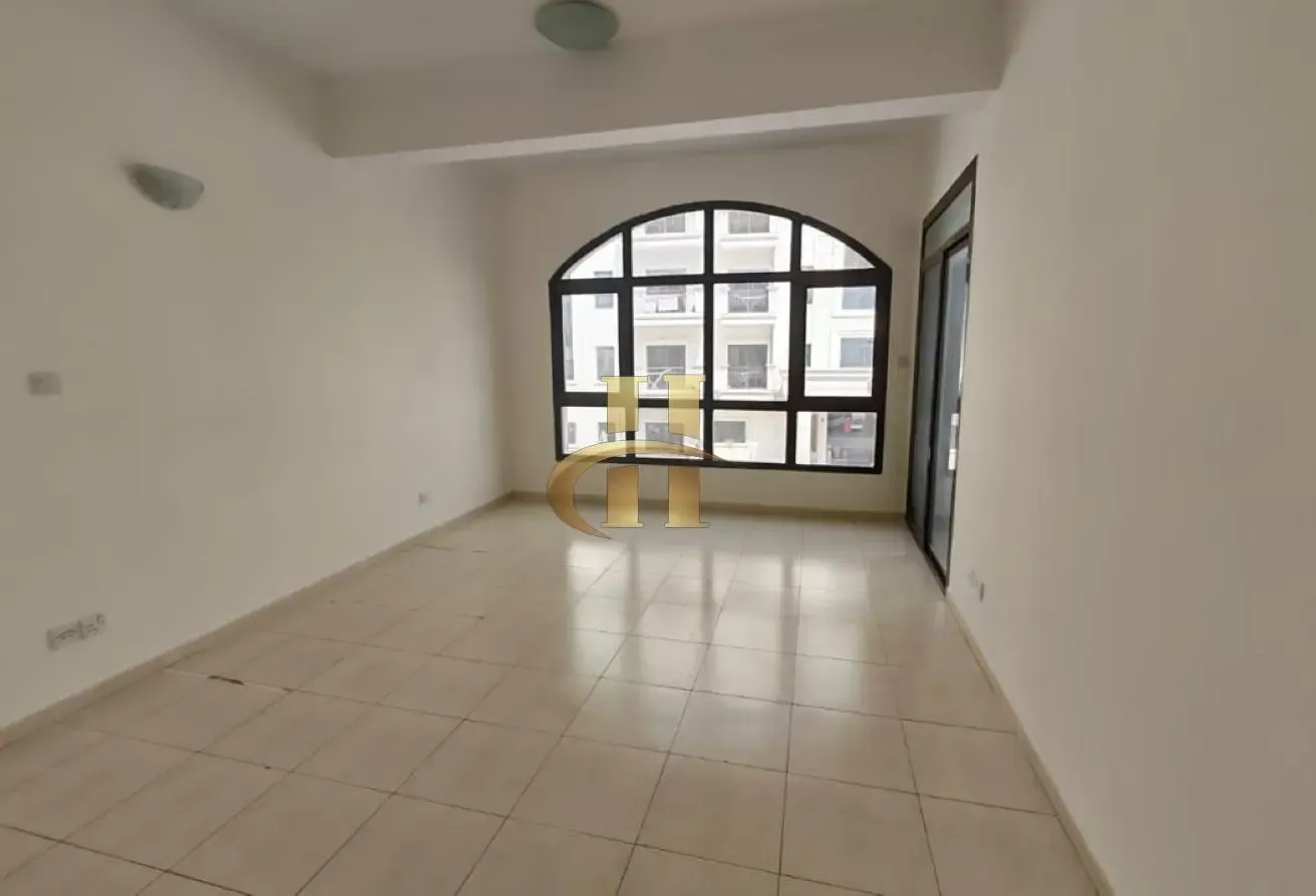 2 BHK Duplex | Premium | Close to Mall | Call Now